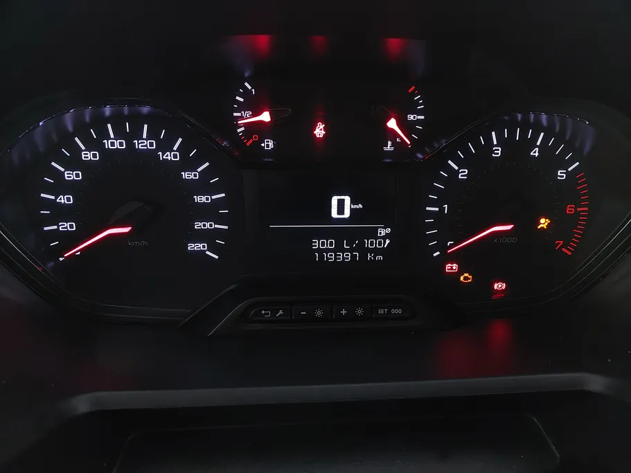2023 Peugeot Partner Short van 