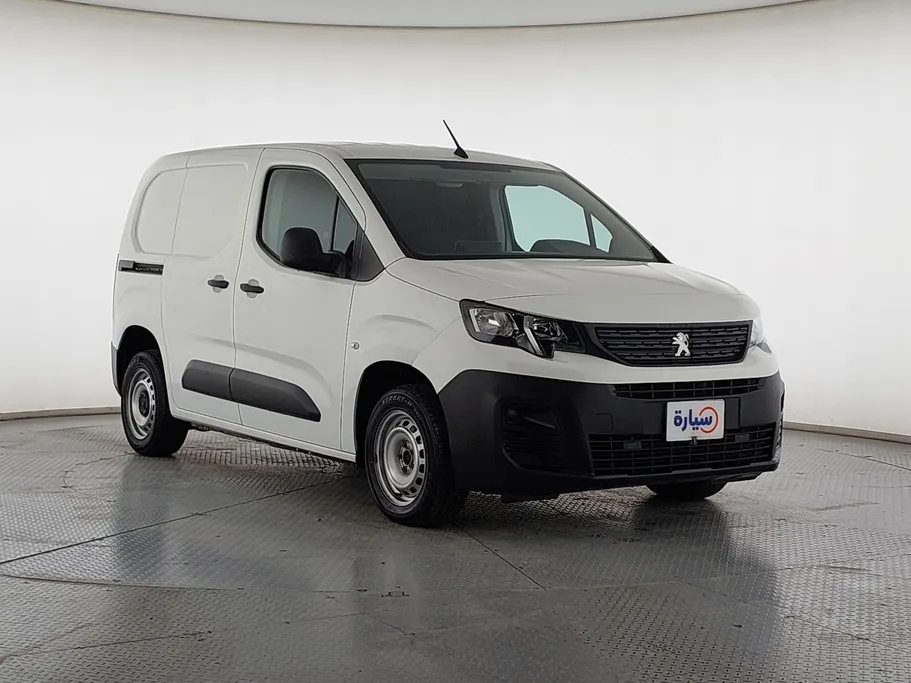 2023 Peugeot Partner Short van 