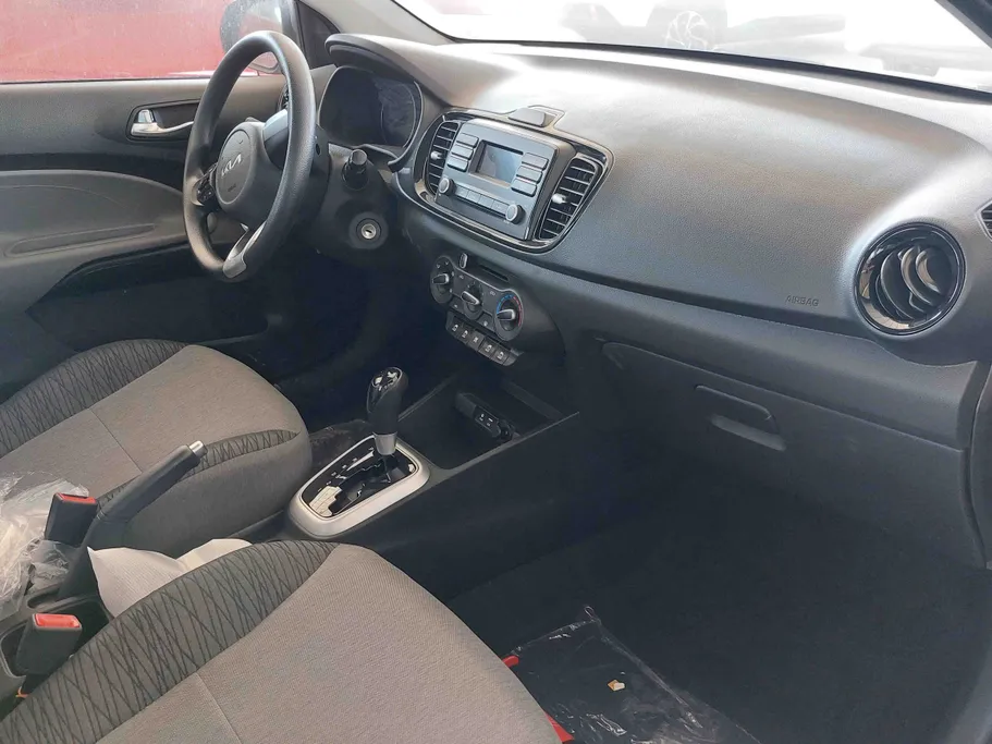 2025 Kia Pegas LX 