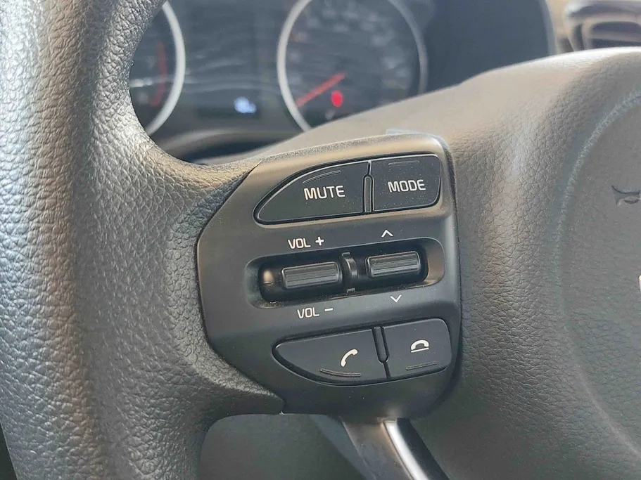 2025 Kia Pegas LX 