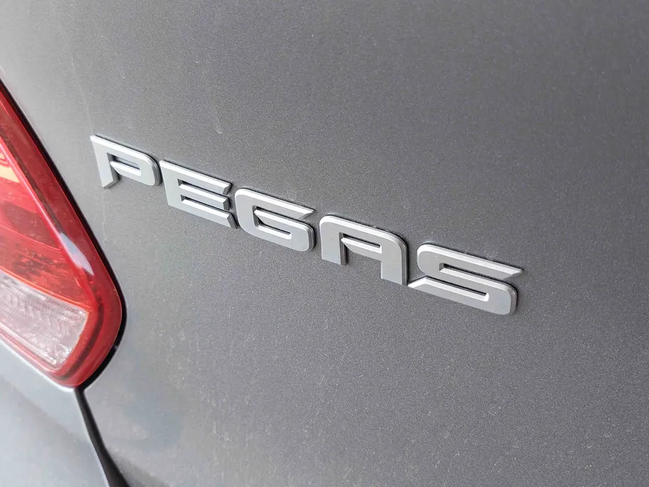 2025 Kia Pegas LX 