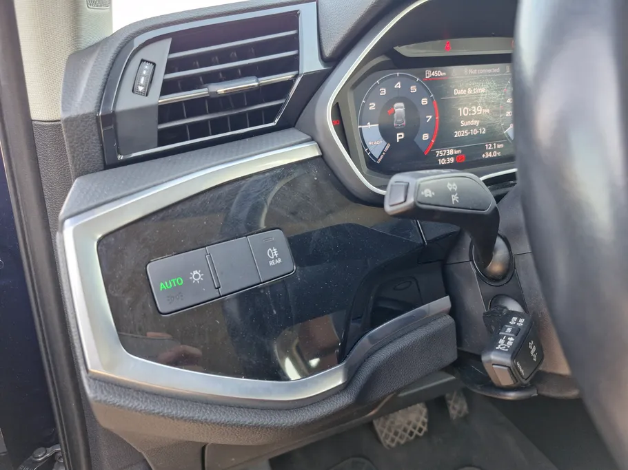 2023 Audi Q3 35 TFSl 
