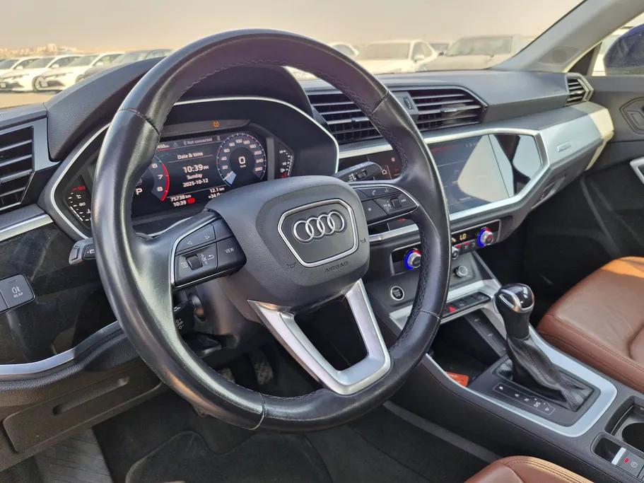 2023 Audi Q3 35 TFSl 
