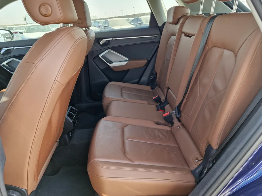 2023 Audi Q3 35 TFSl 