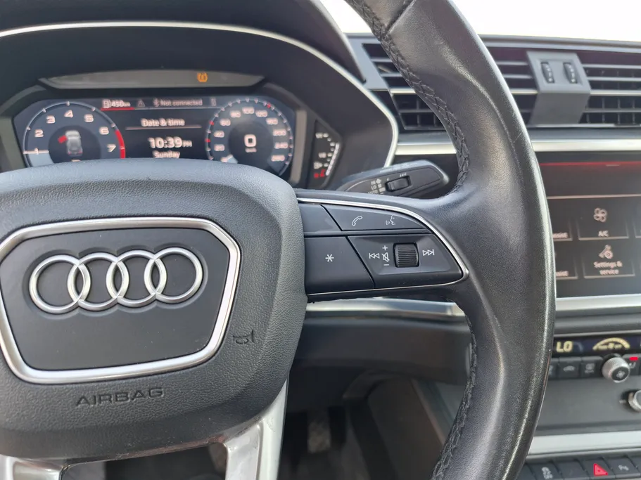 2023 Audi Q3 35 TFSl 