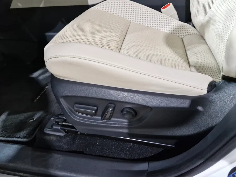 2023 Toyota Crown Majesta 