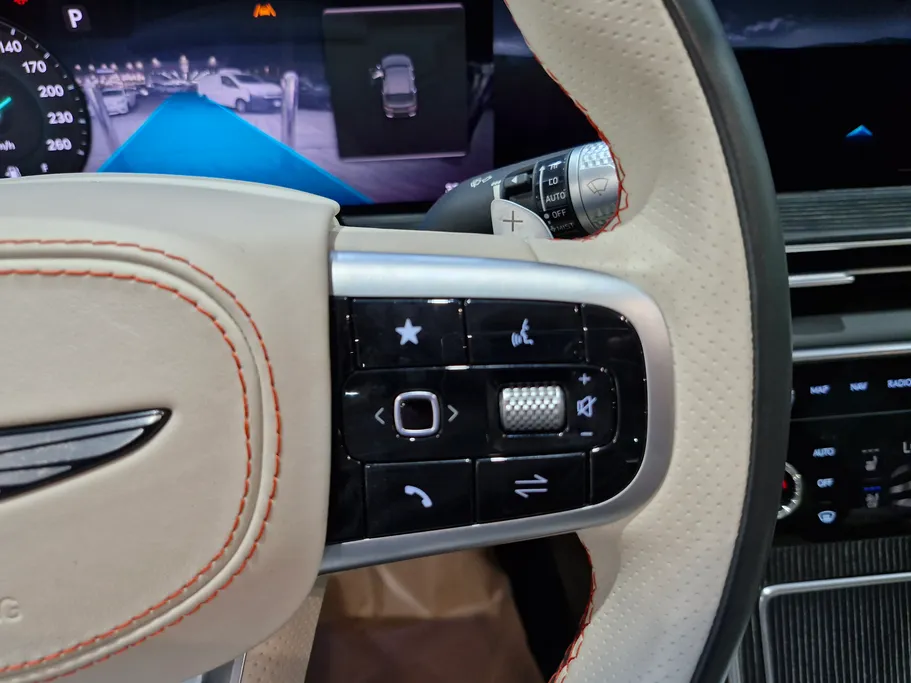 2025 Genesis GV80 Prestige 