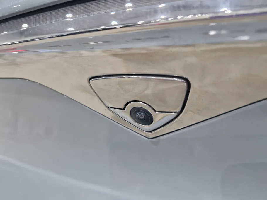 2025 Genesis GV80 Prestige 