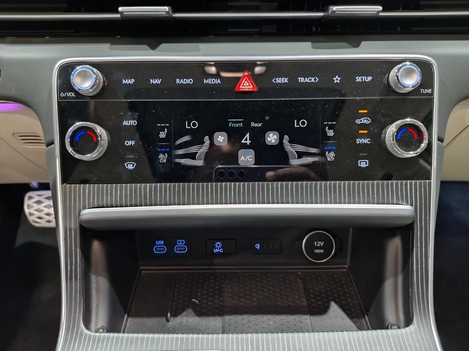 2025 Genesis GV80 Prestige 