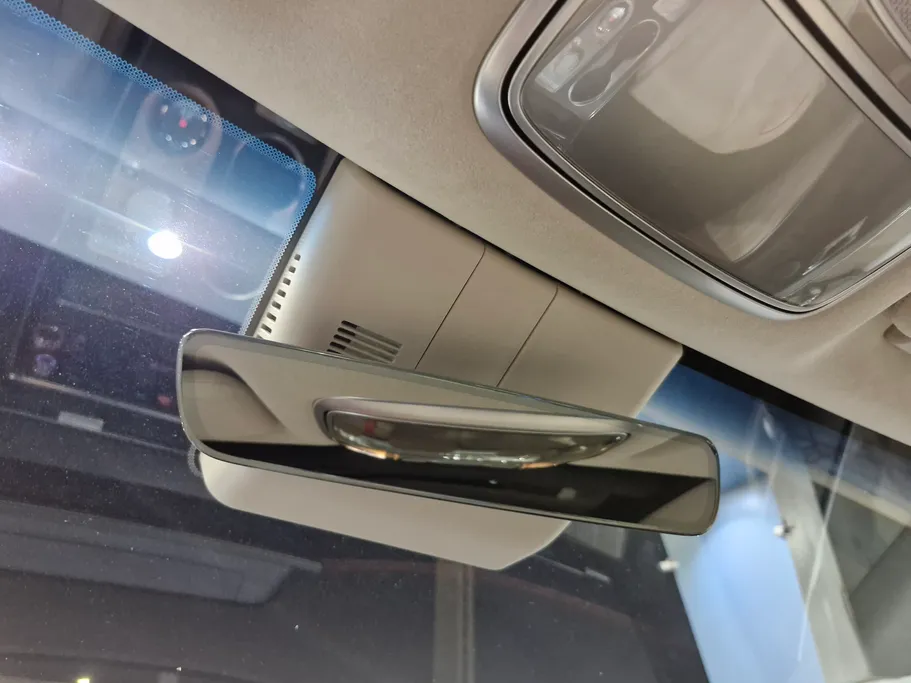 2025 Genesis GV80 Prestige 
