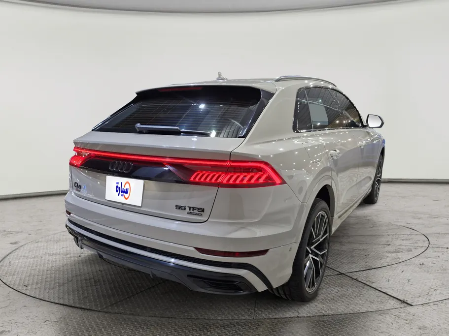 اودي Q8 S Line 2022 