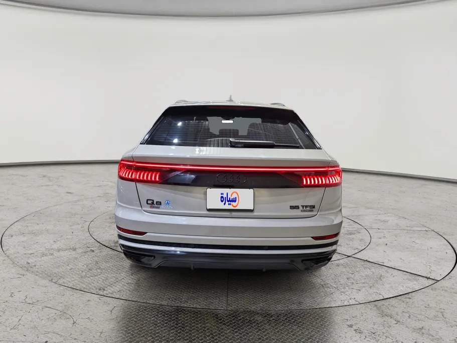 اودي Q8 S Line 2022 
