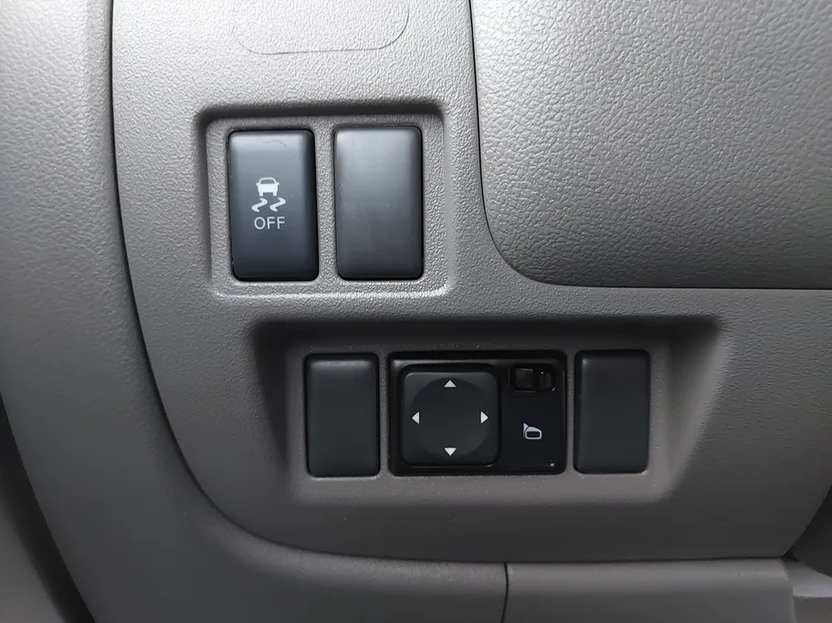2022 Nissan Sunny SV Comfort 