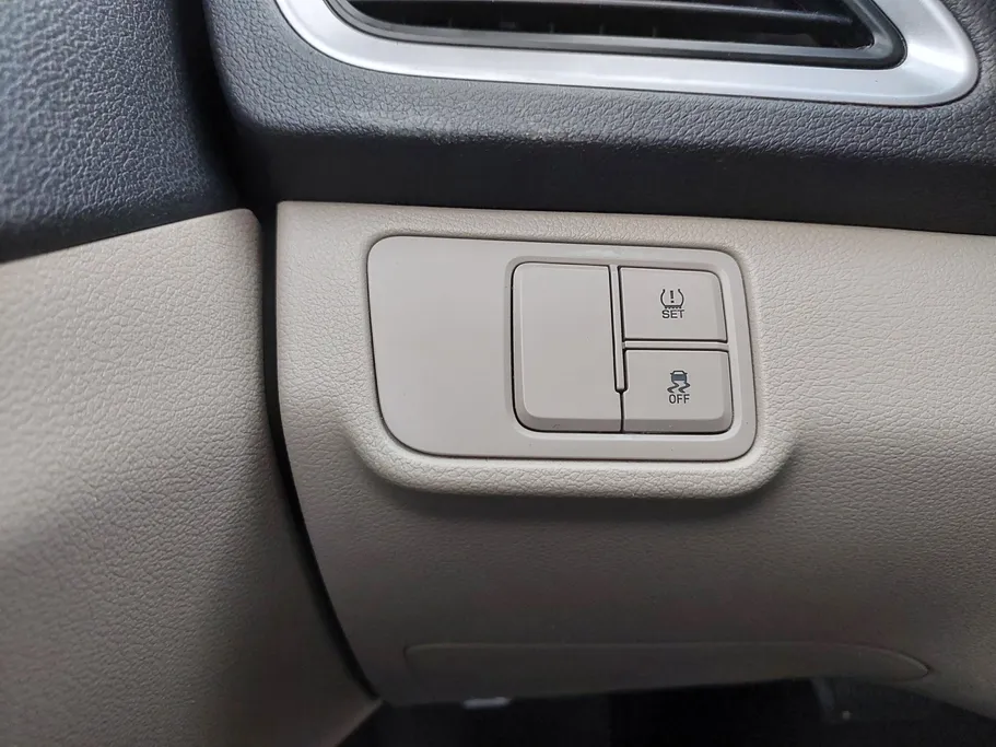 2023 Hyundai Accent Smart 