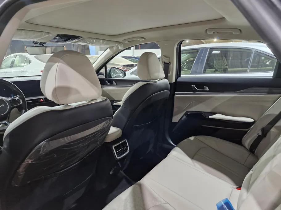 2024 Kia K5 GLS 