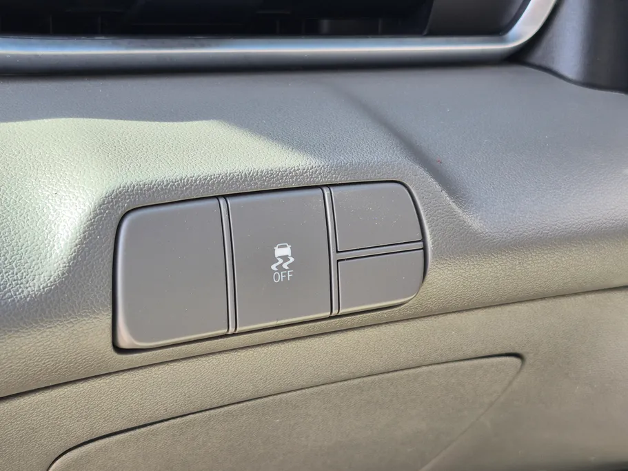 2023 Hyundai Elantra Smart 