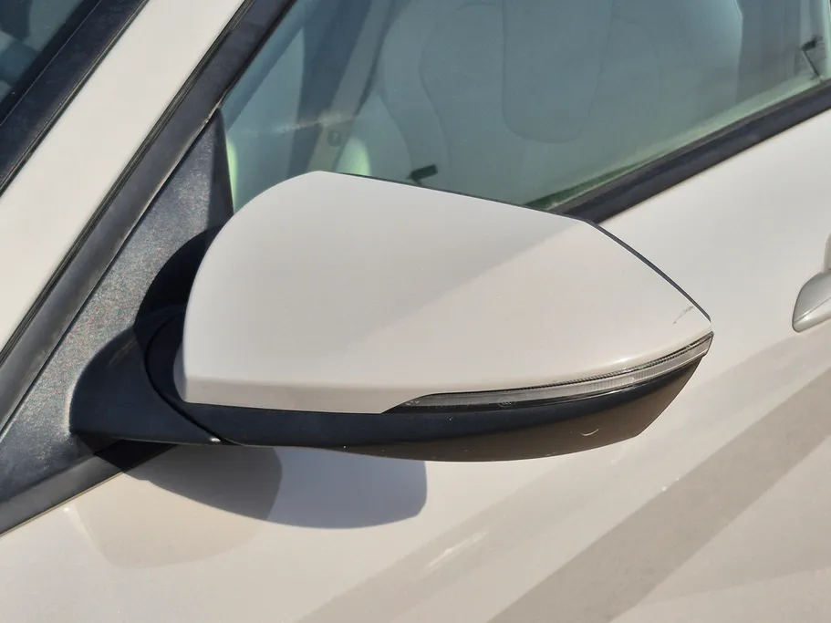 2023 Hyundai Elantra Smart 