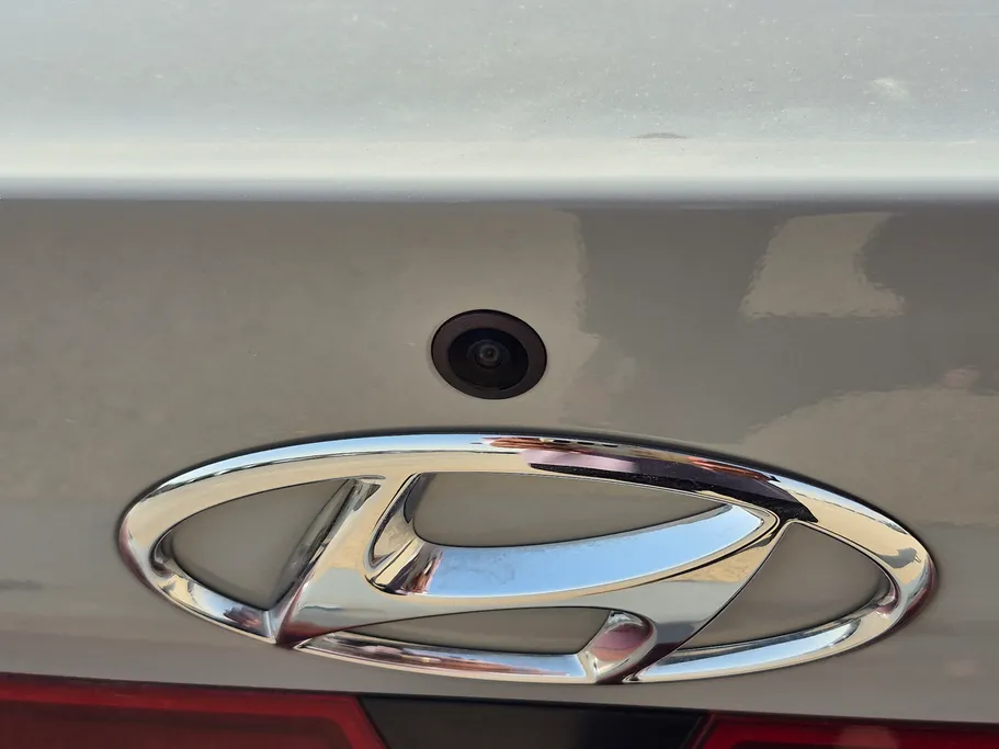 2023 Hyundai Elantra Smart 