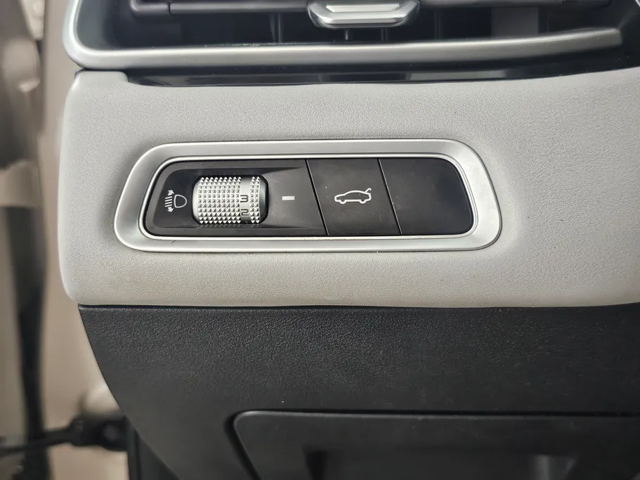 2023 Geely Emgrand GF 