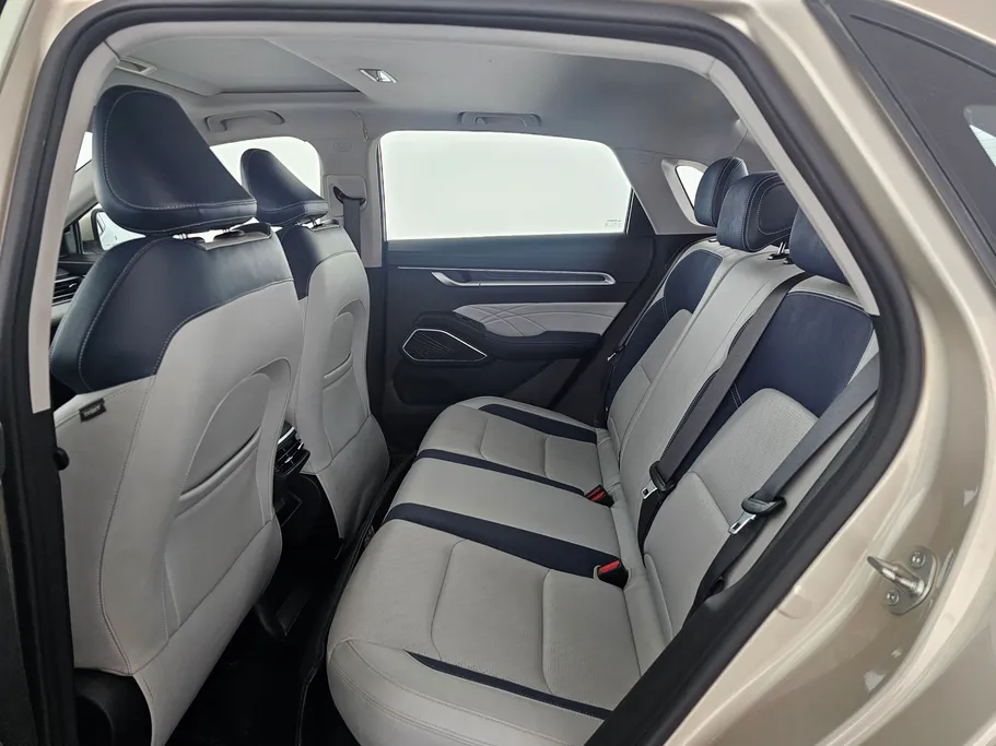 2023 Geely Emgrand GF 
