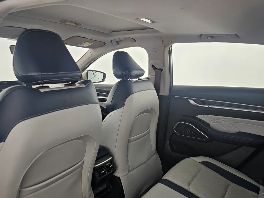2023 Geely Emgrand GF 