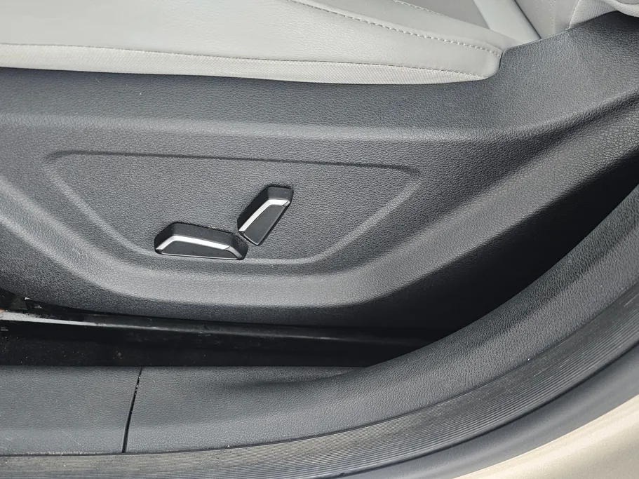 2023 Geely Emgrand GF 