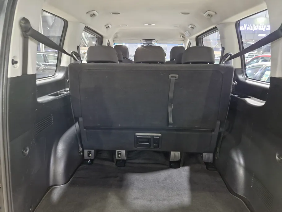 2024 Hyundai Staria Smart 9 ST 