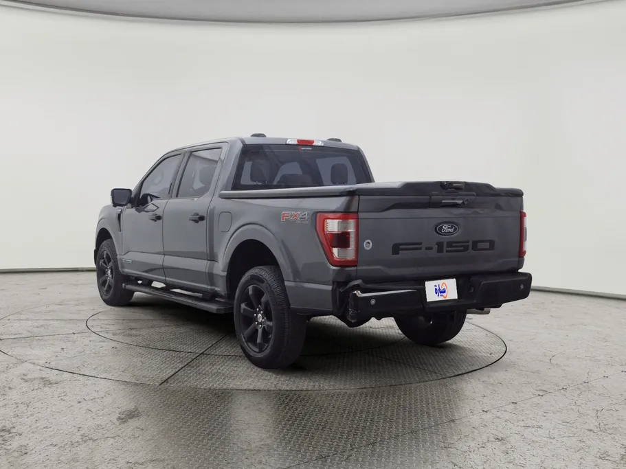 فورد F150  لاريات 2023 
