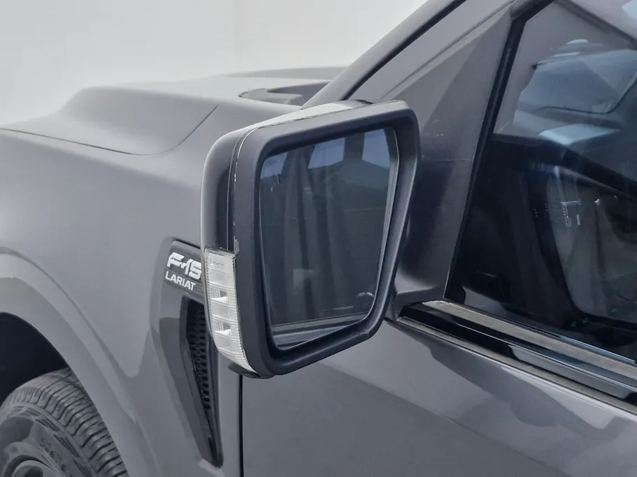 فورد F150  لاريات 2023 