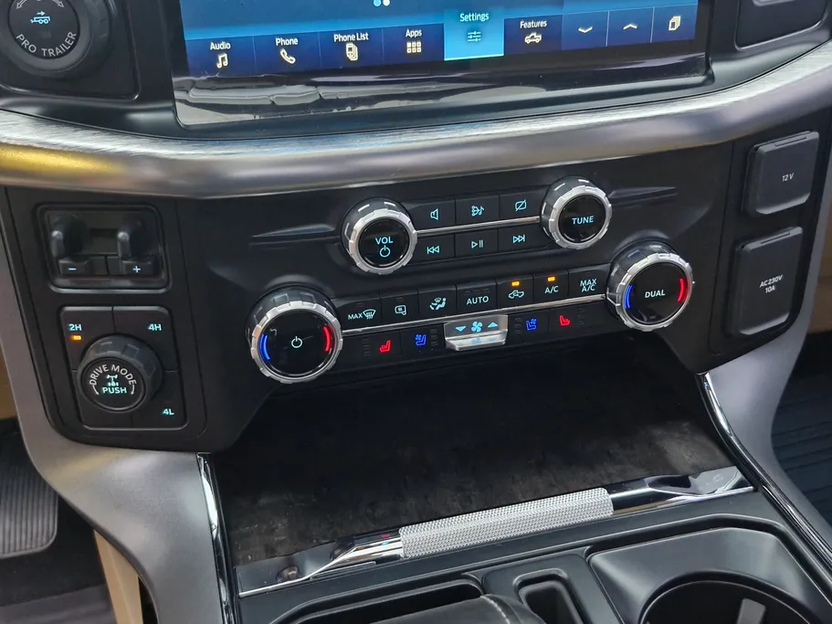 فورد F150  لاريات 2023 
