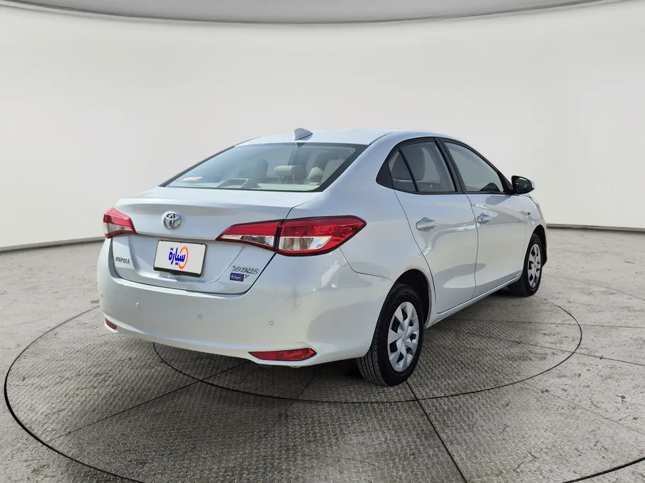 2021 Toyota Yaris  Y 