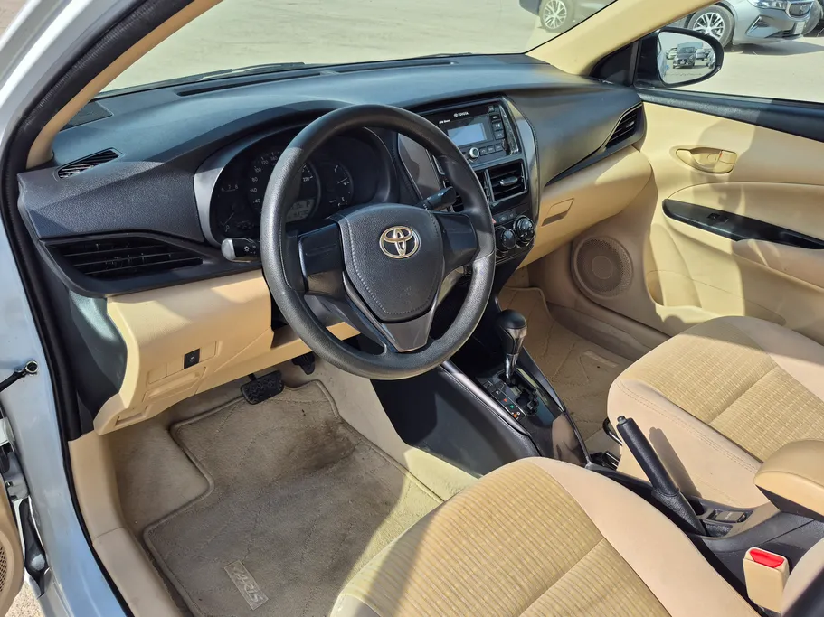 2021 Toyota Yaris  Y 