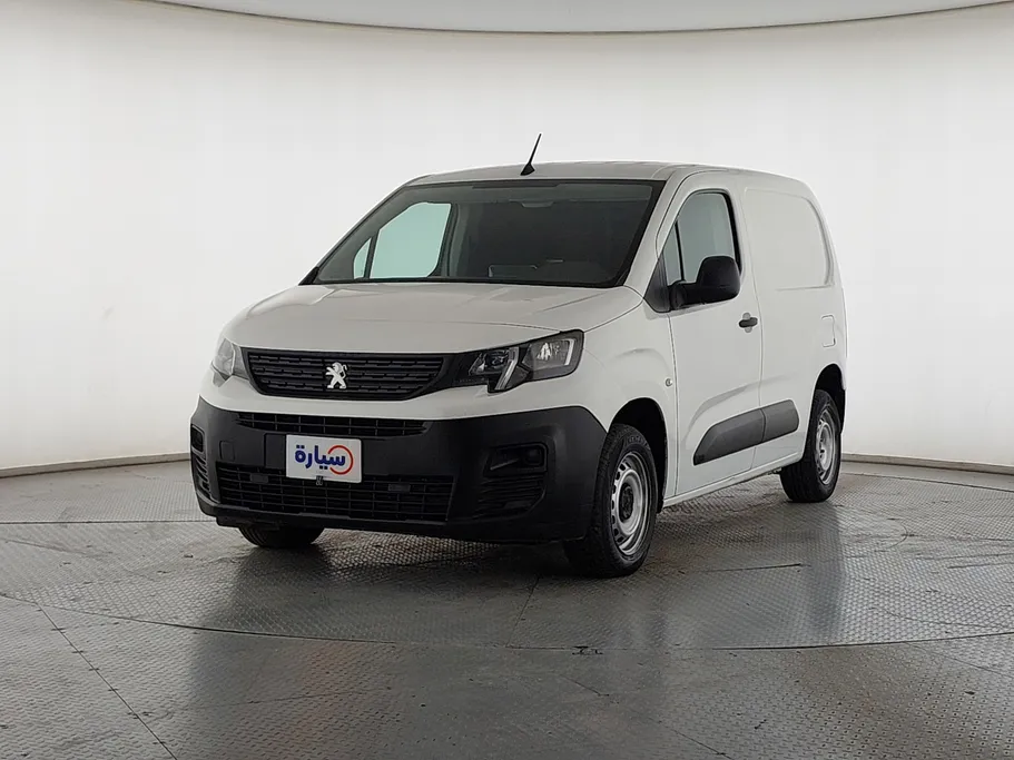 2023 Peugeot Partner Short van 