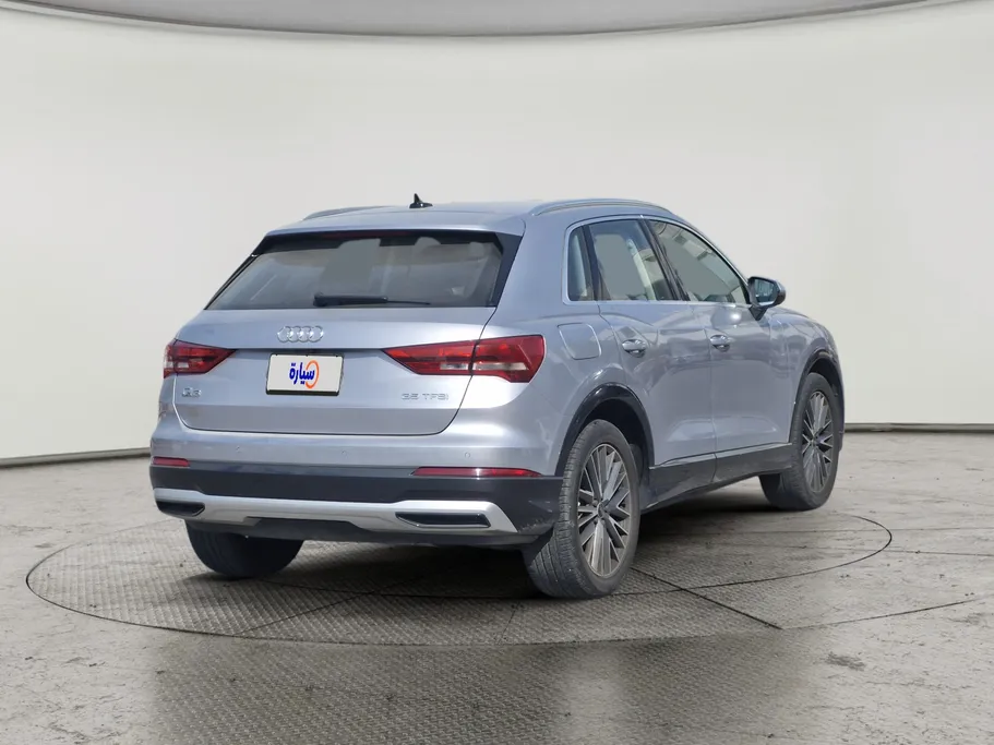 2023 Audi Q3 35 TFSl 