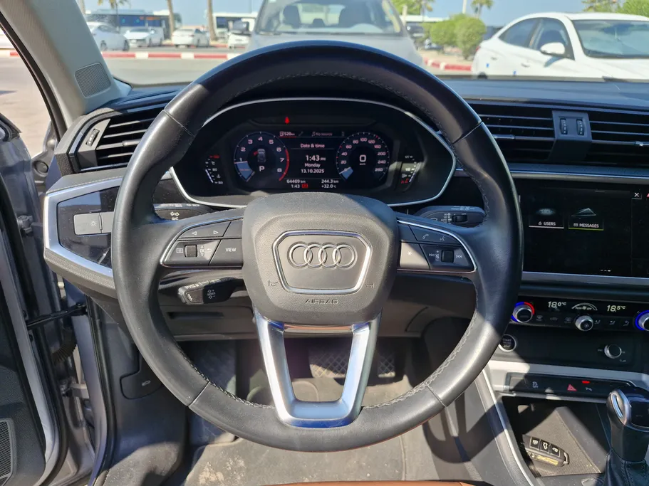 2023 Audi Q3 35 TFSl 