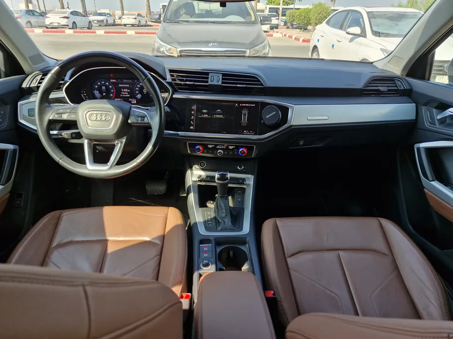 2023 Audi Q3 35 TFSl 