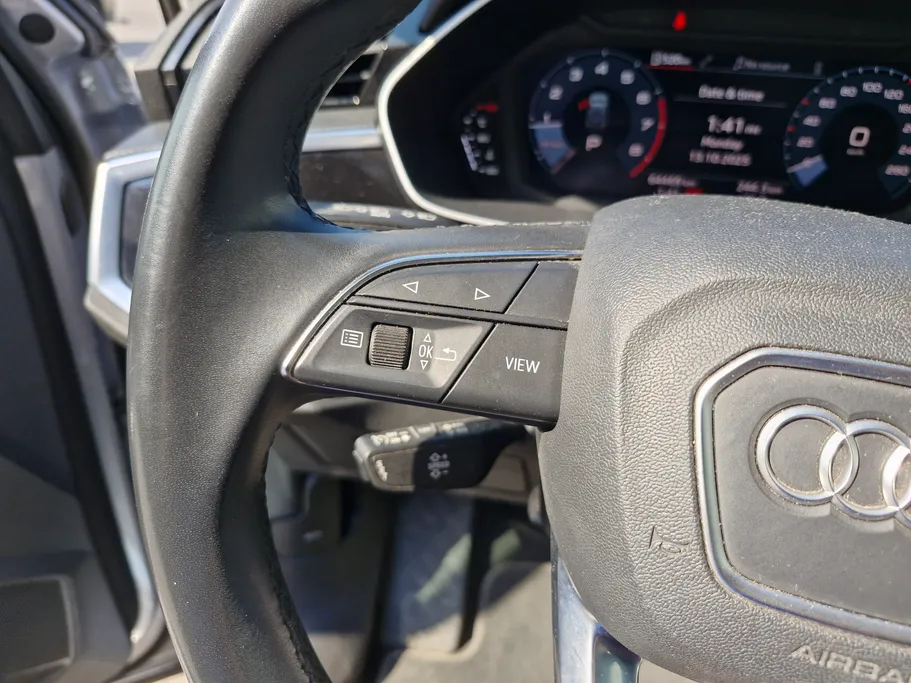 2023 Audi Q3 35 TFSl 