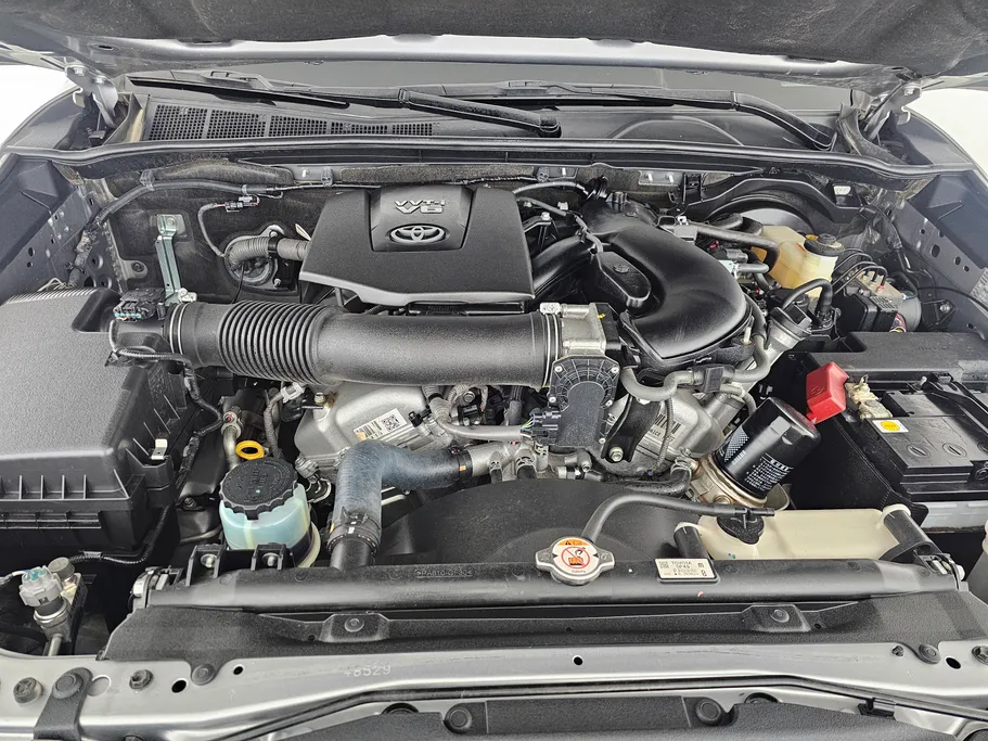 تويوتا فورتشنر SR5 2021 