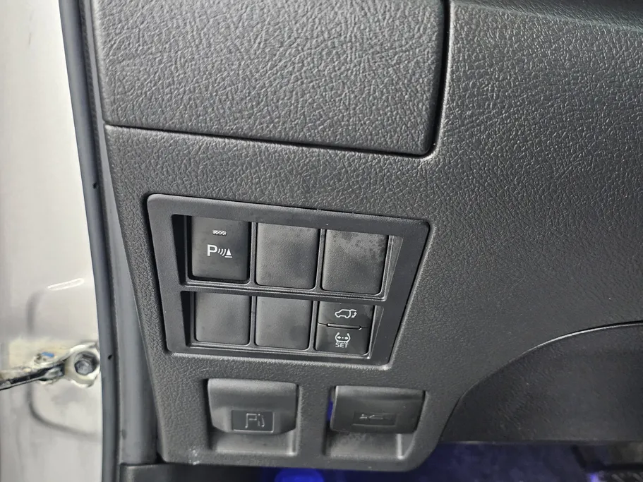 تويوتا فورتشنر SR5 2021 