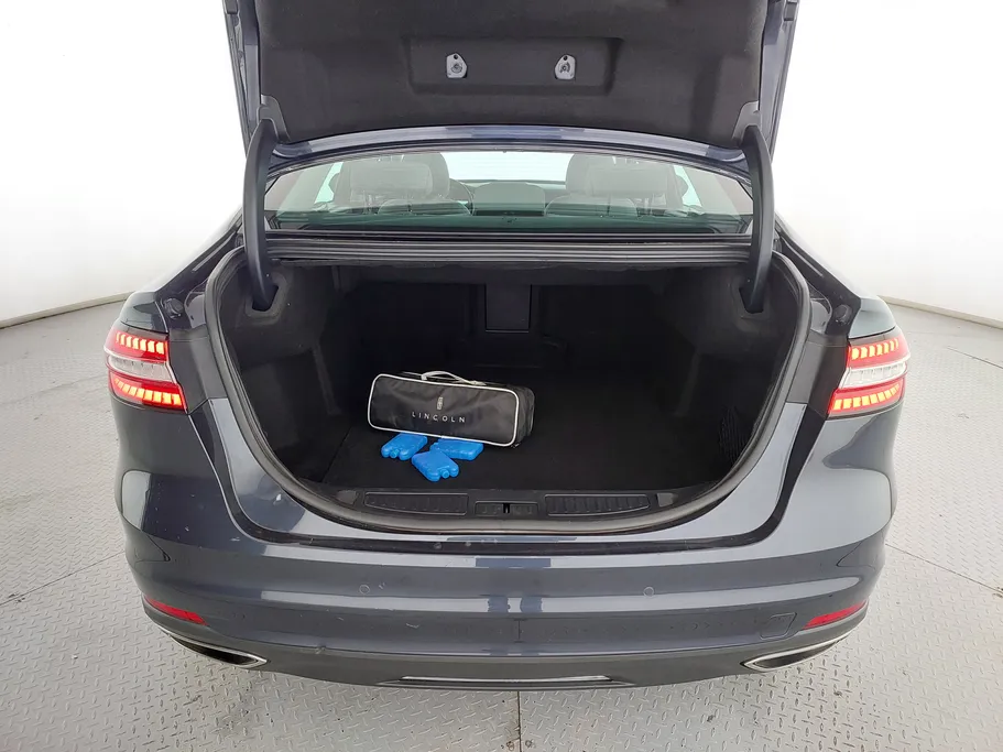 2022 Ford Taurus Ambiente 