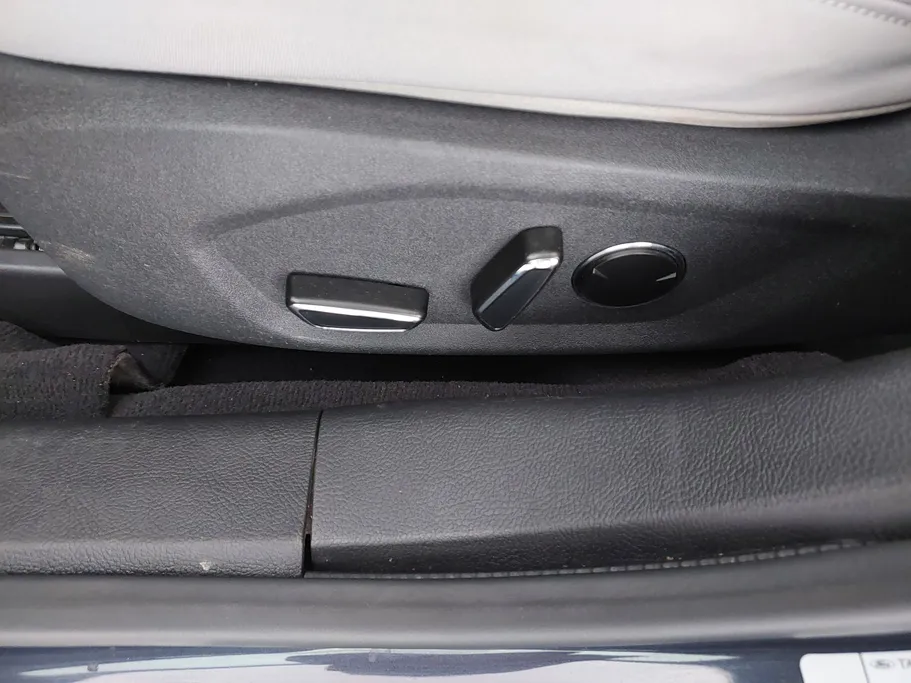 2022 Ford Taurus Ambiente 