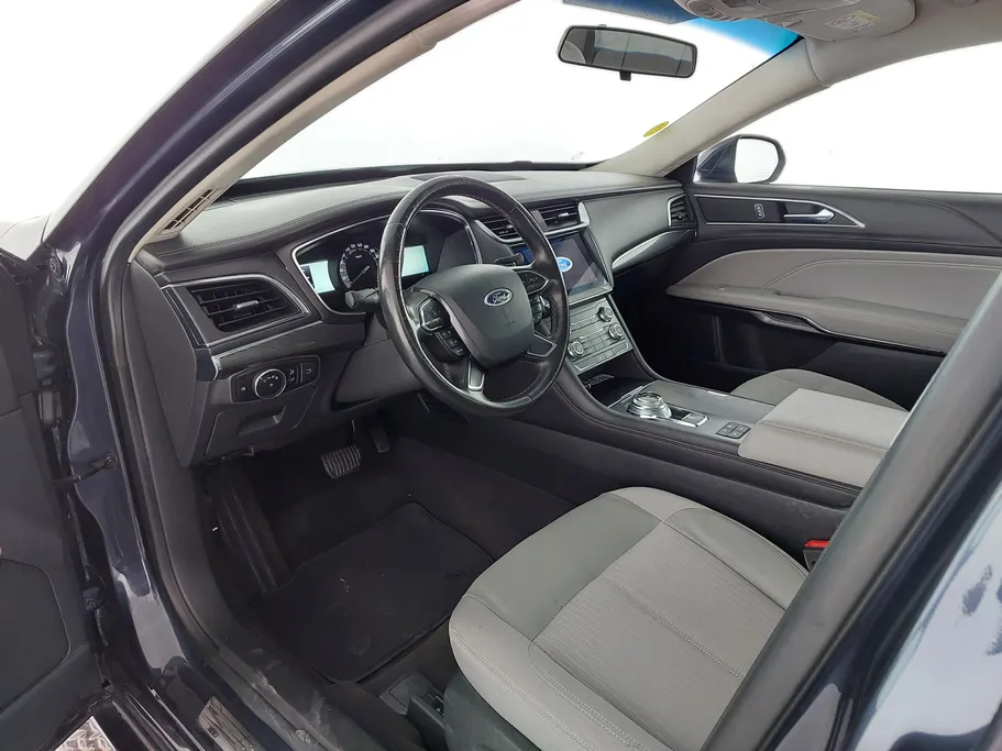 2022 Ford Taurus Ambiente 
