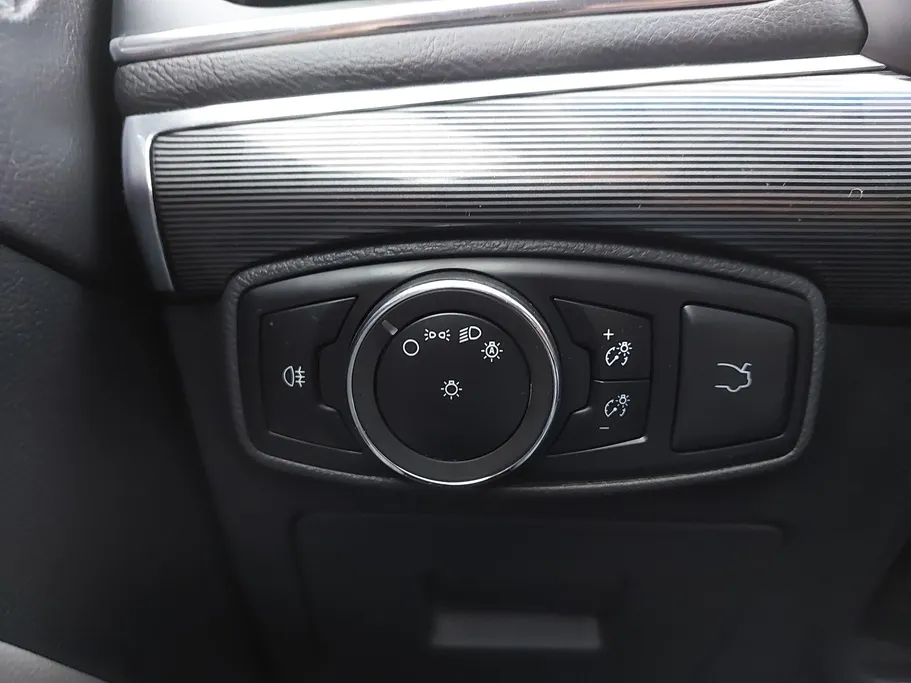 2022 Ford Taurus Ambiente 