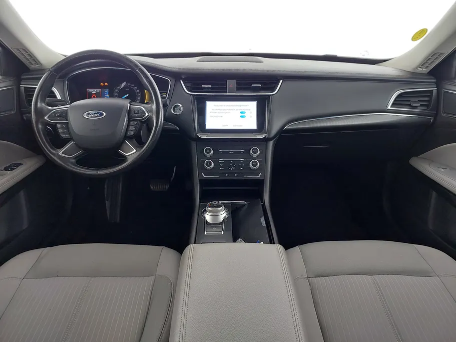 2022 Ford Taurus Ambiente 