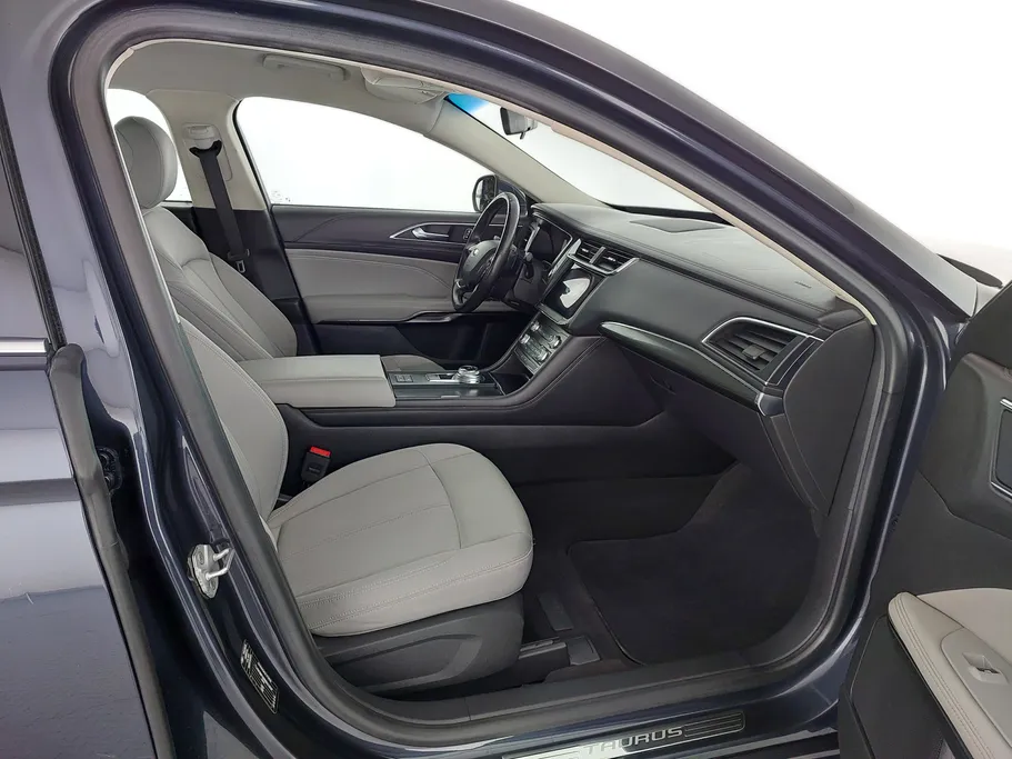 2022 Ford Taurus Ambiente 