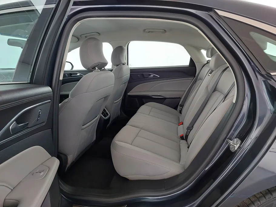 2022 Ford Taurus Ambiente 