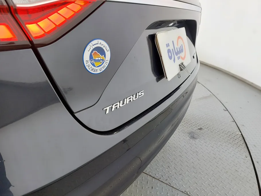 2022 Ford Taurus Ambiente 