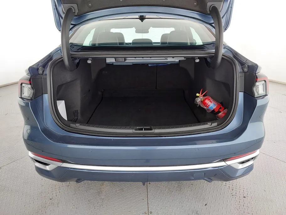 فورد تورس تيتانيوم الإصدار الجديد 2023 