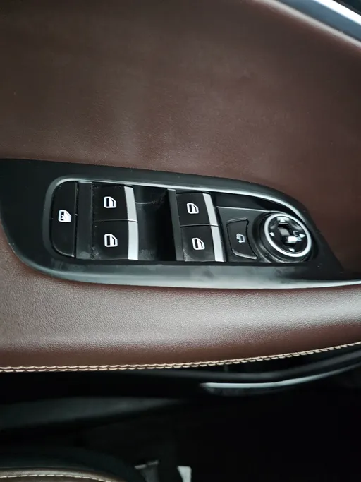 شيري تيجو 8 لاكجري 2022 