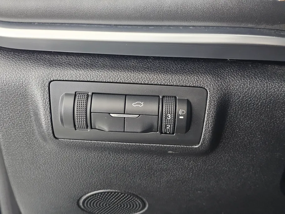 شيري تيجو 8 لاكجري 2022 